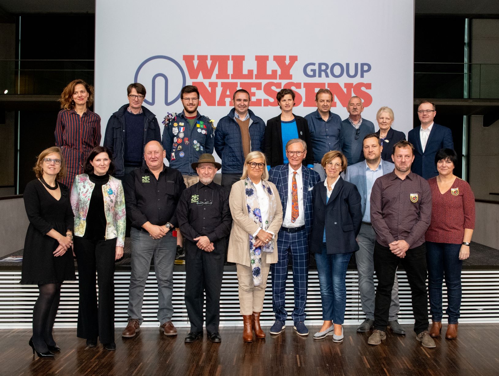 Willy Naessens is gelukkig getrouwd en daar mogen vele goede doelen van meegenieten!