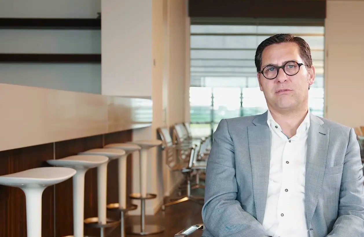 Willy Naessens - CEO Dirk Deroose