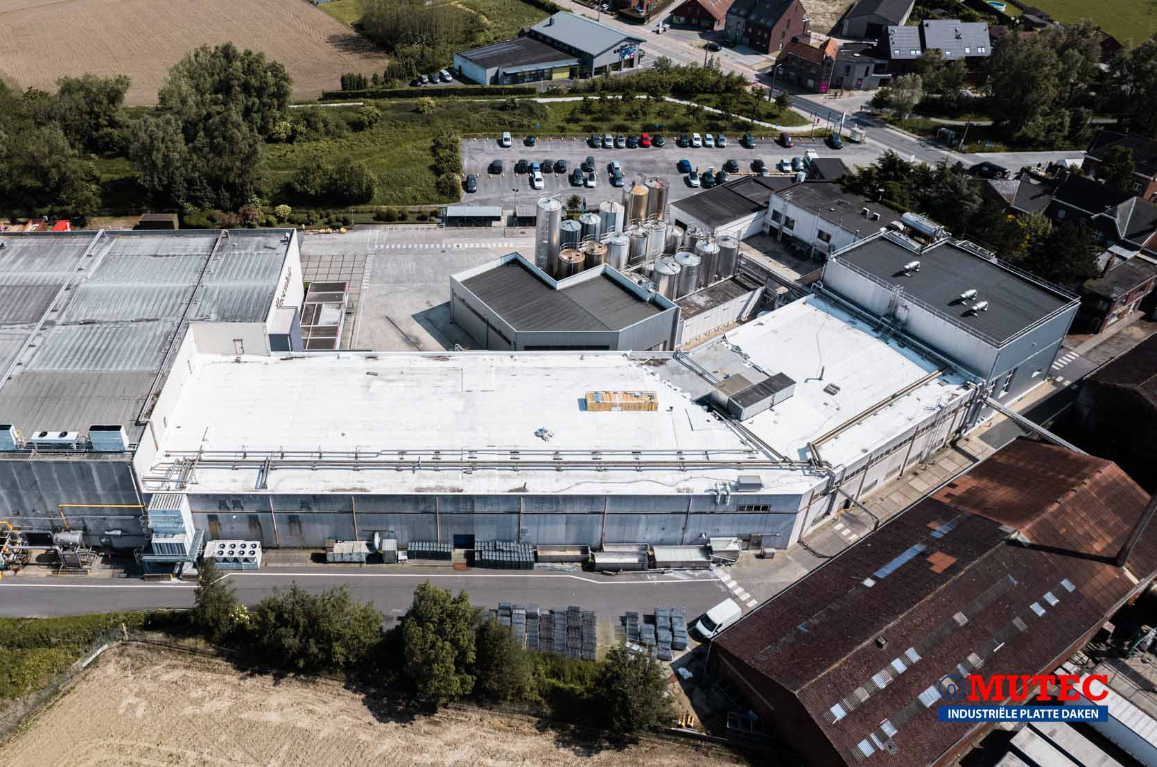 Dakrenovatie zuivelbedrijf