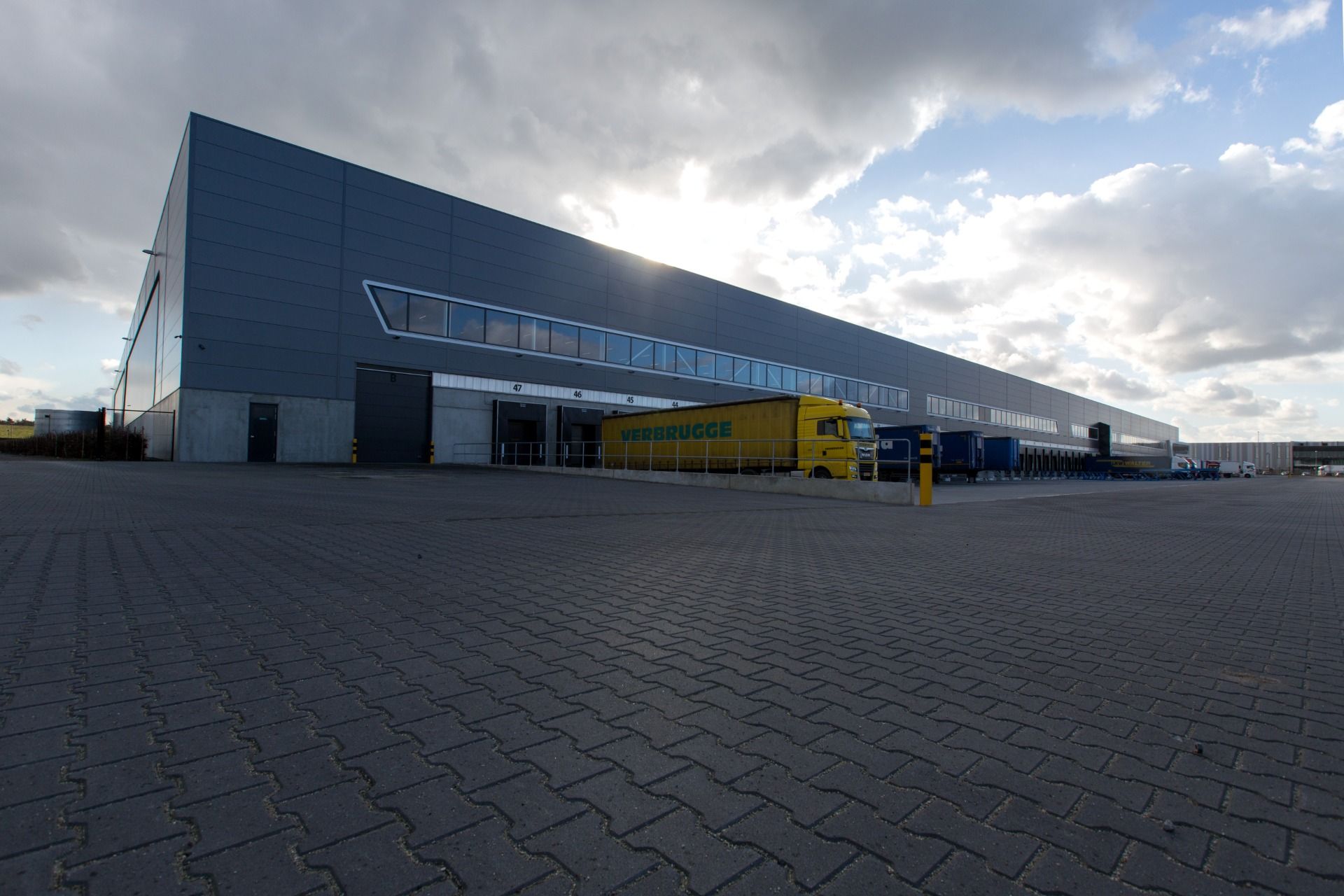 Willy Naessens - Industriebouw - Venlo