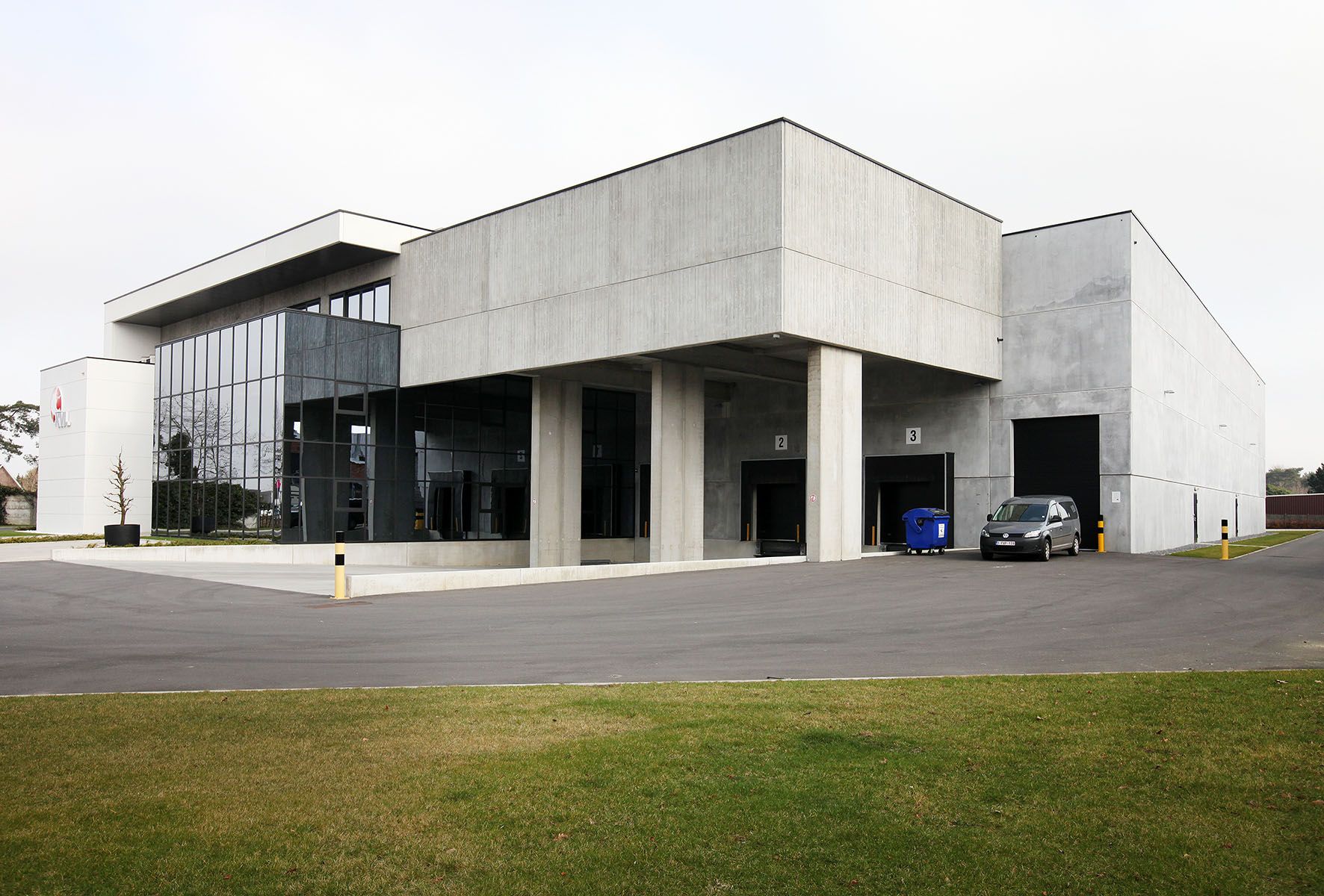 Willy Naessens - Industriebouw - KVL Holding